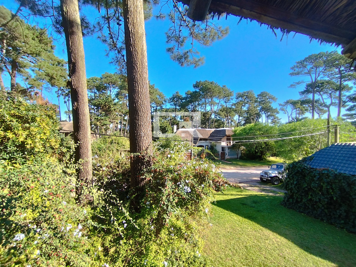 Casa ID.870 - Casa en alquiler con piscina en Pinares