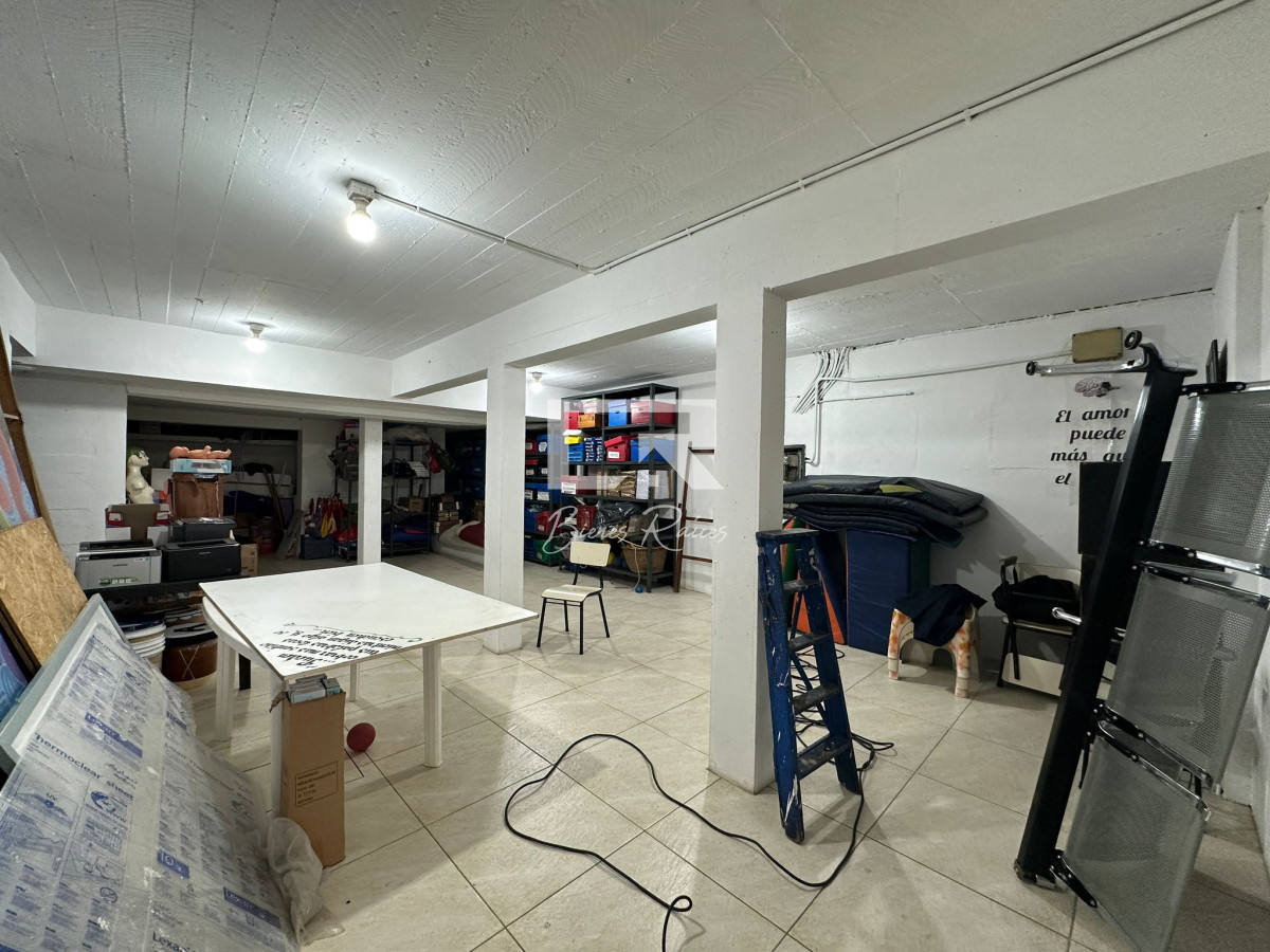 Local Comercial ID.574 - venta de Local en el centro de Maldonado