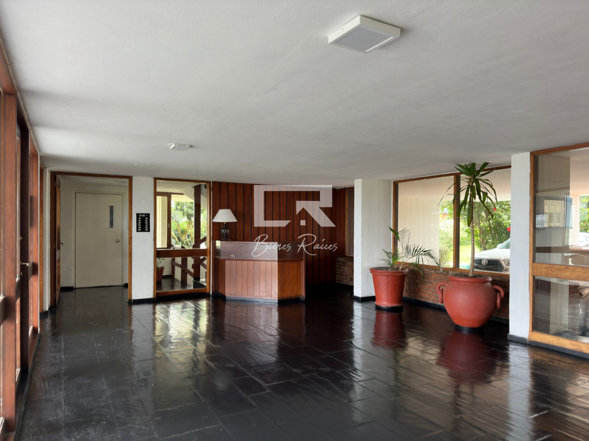 Apartamento ID.609 - Apartamento en venta, 2 dormitorios, primera linea de la brava.