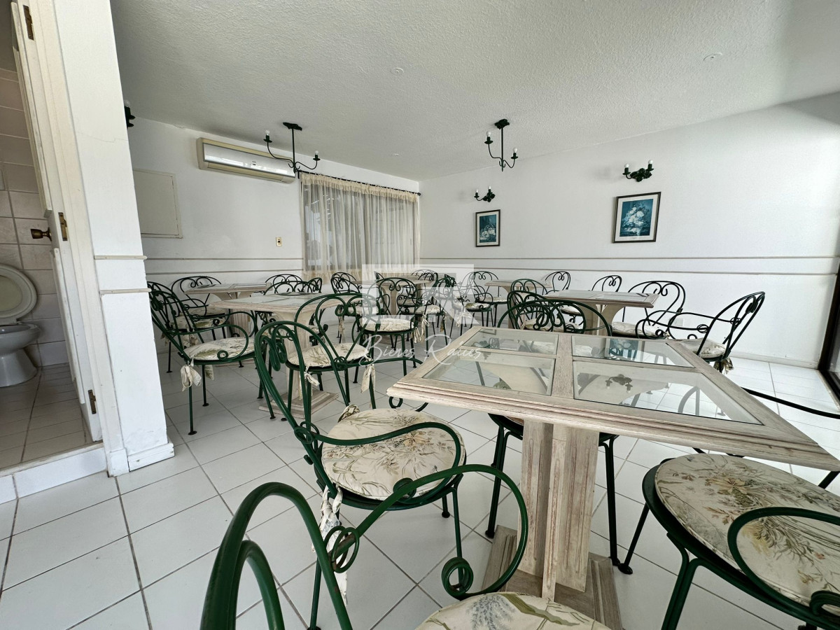 Apartamento ID.849 - Apartamento de dos dormitorios en venta en Punta del Este.-