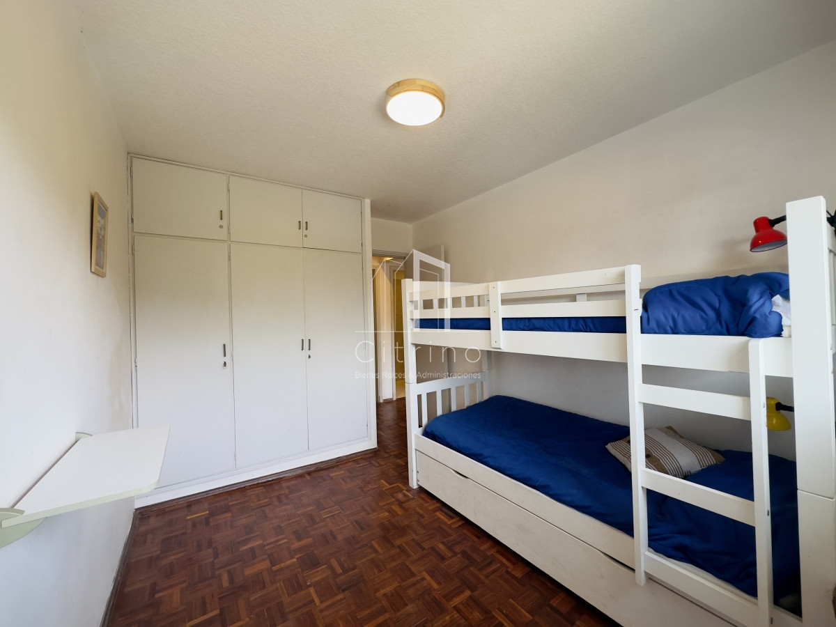 Apartamento ID.1451 - Alquiler de Apartamento, 2 dormitorios, Punta del este.