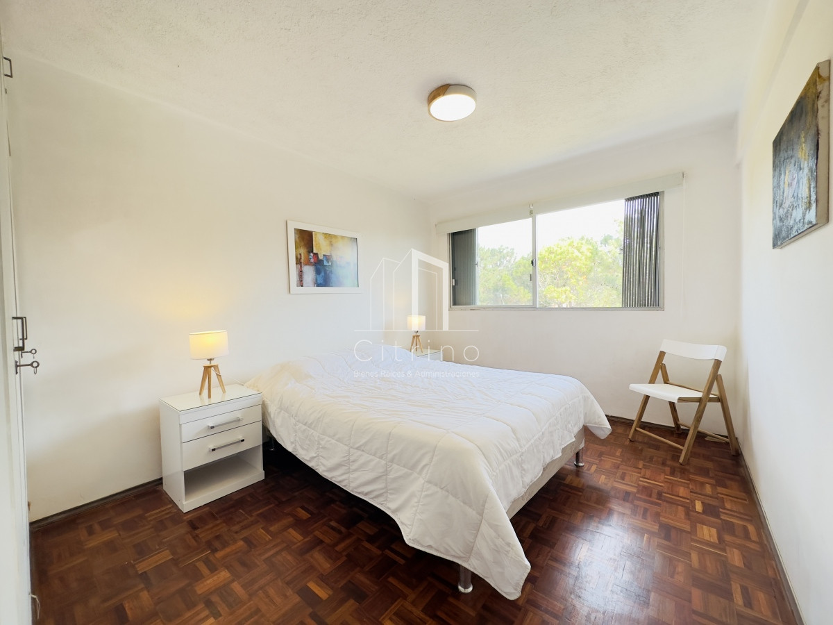 Apartamento ID.1451 - Alquiler de Apartamento, 2 dormitorios, Punta del este.