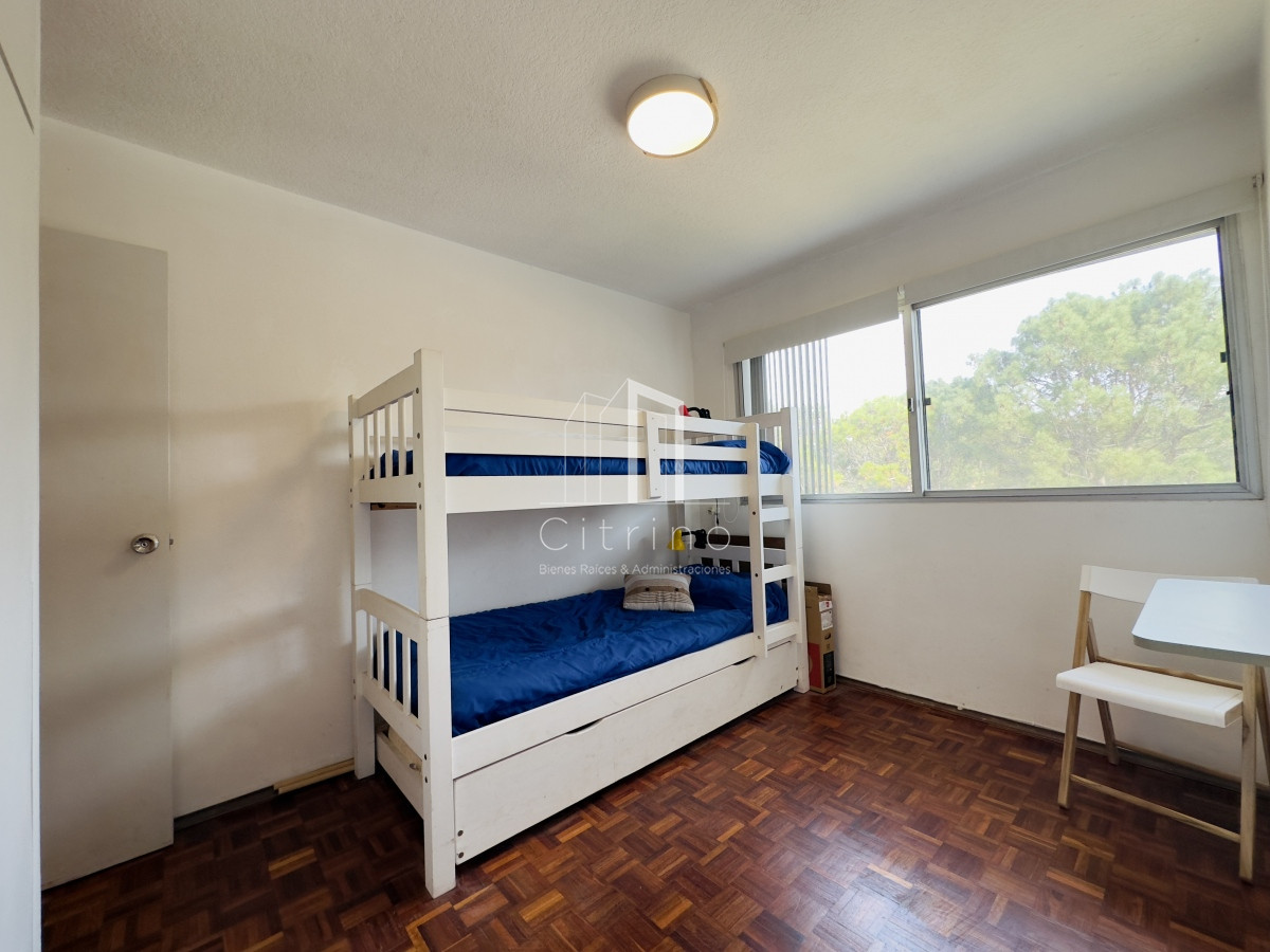 Apartamento ID.1451 - Alquiler de Apartamento, 2 dormitorios, Punta del este.