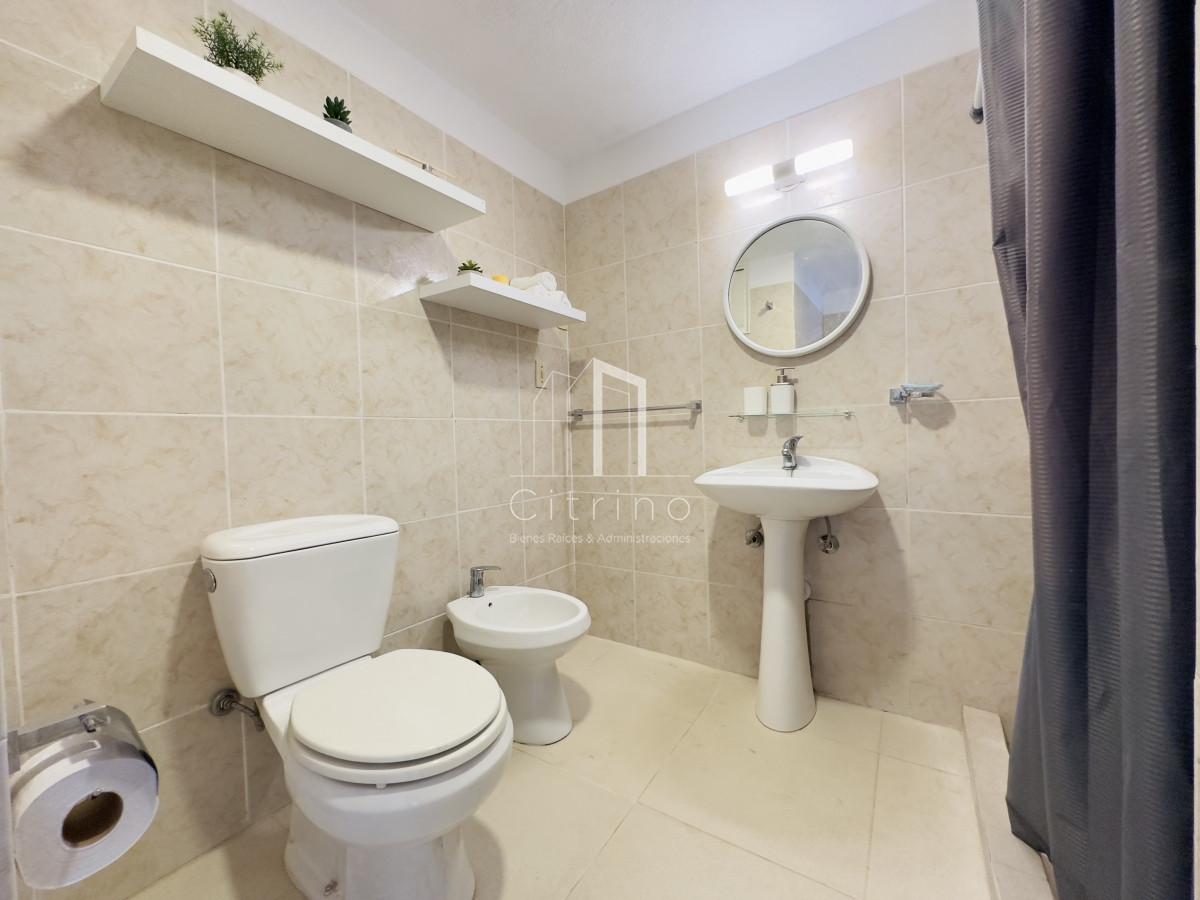 Apartamento ID.1451 - Alquiler de Apartamento, 2 dormitorios, Punta del este.