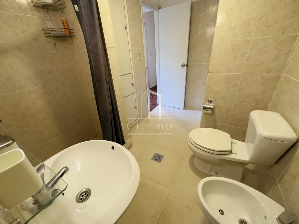 Apartamento ID.1451 - Alquiler de Apartamento, 2 dormitorios, Punta del este.