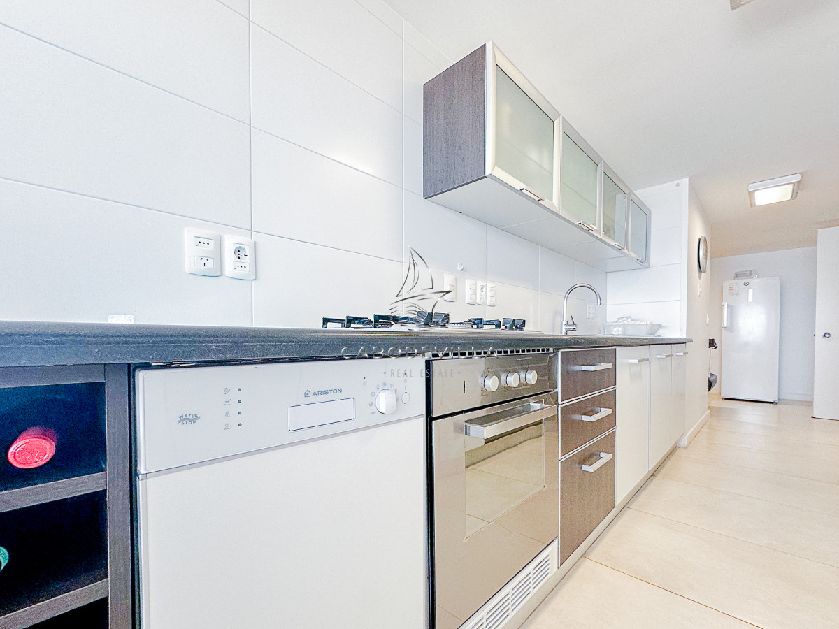 Apartamento ID.686 - EXCEPCIONAL APARTAMENTO EN ALQUILER FRENTE A PLAYA BRAVA