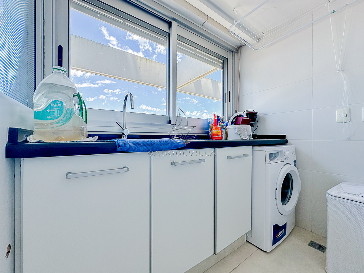 Apartamento ID.686 - EXCEPCIONAL APARTAMENTO EN ALQUILER FRENTE A PLAYA BRAVA