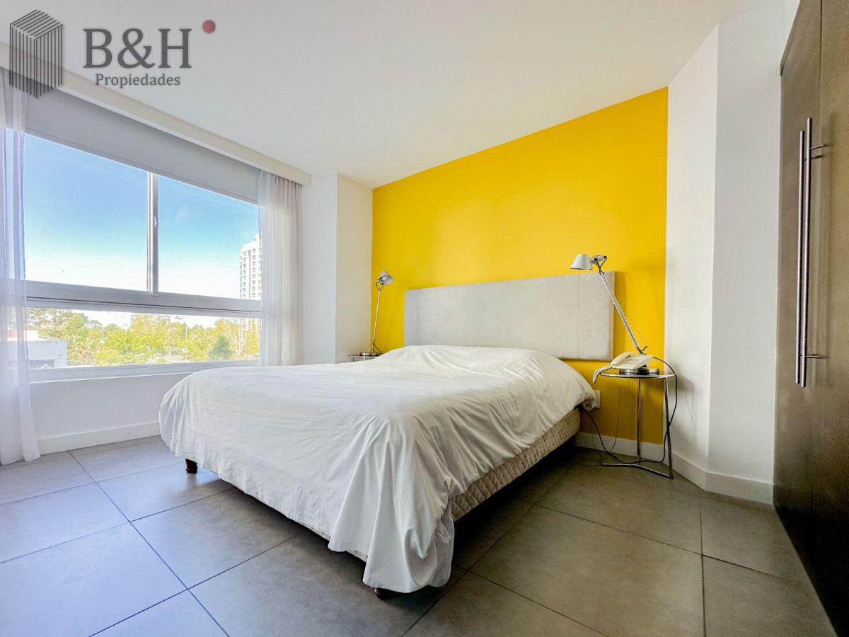 Apartamento ID.7107 - Venta de apartamento de dos dormitorios en Punta del Este