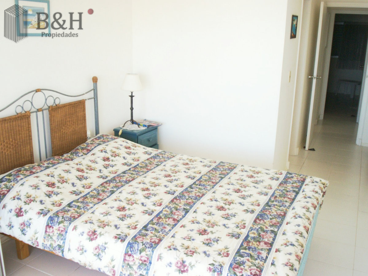 Apartamento ID.2940 - Apartamento de 3 dormitorios en venta en Punta del Este