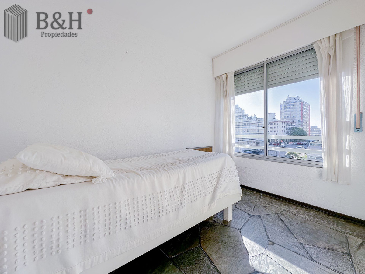 Apartamento ID.7189 - Penthouse en venta en Peninsula, 3 dormitorios, 3 baños, garaje