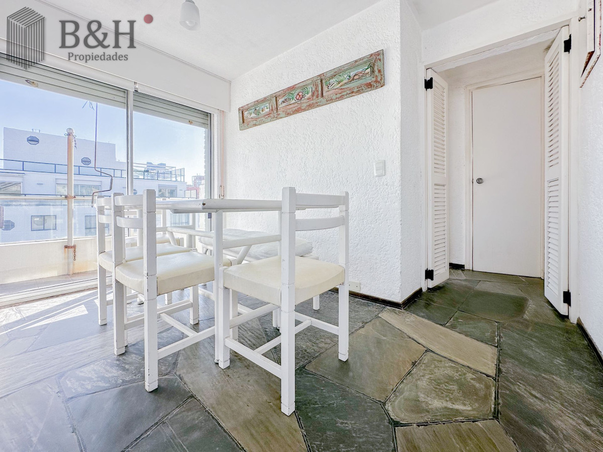 Apartamento ID.7189 - Penthouse en venta en Peninsula, 3 dormitorios, 3 baños, garaje