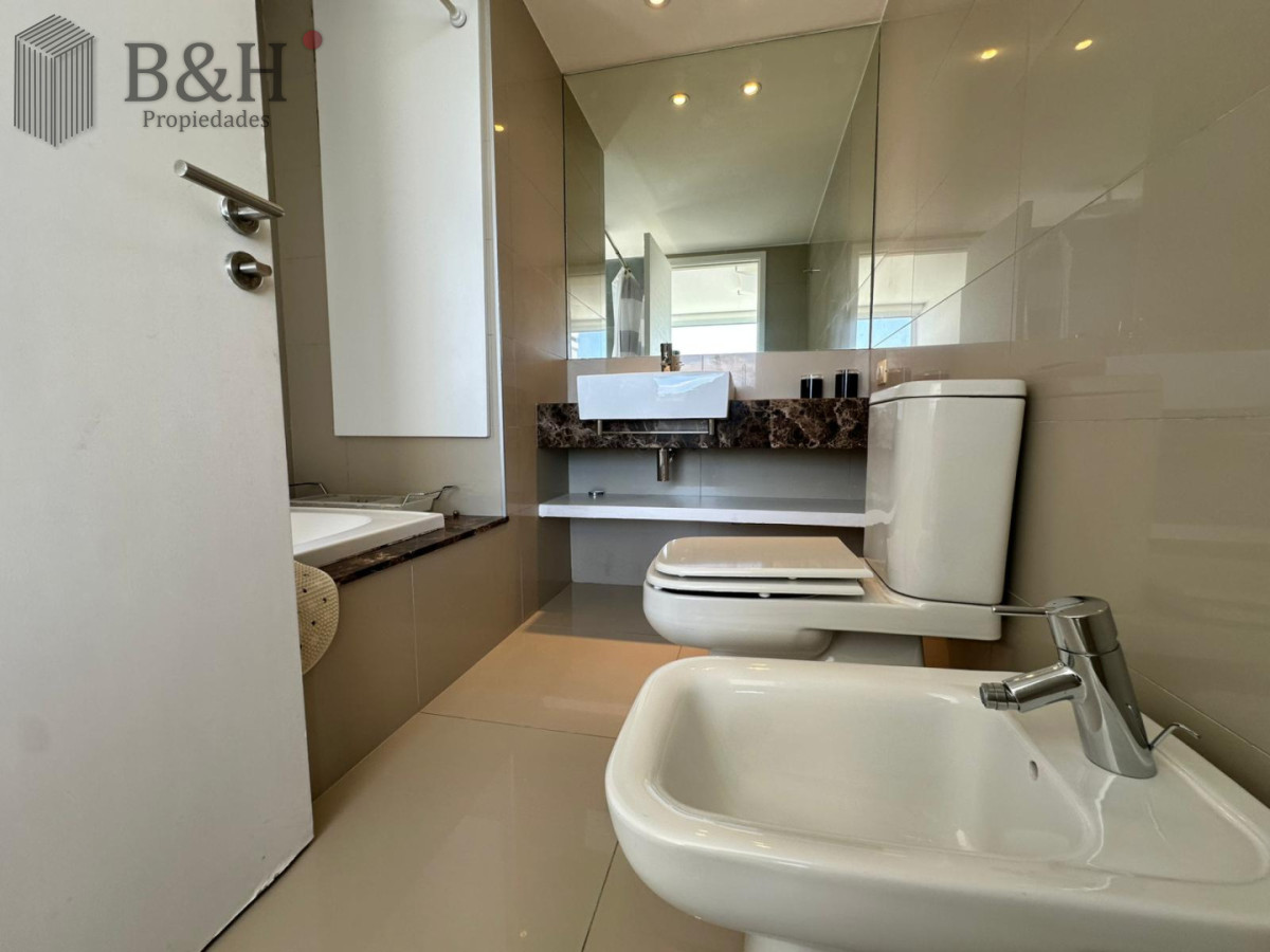 Apartamento ID.8061 - Apartamento de 3 dorm más dep en venta en Punta del Este