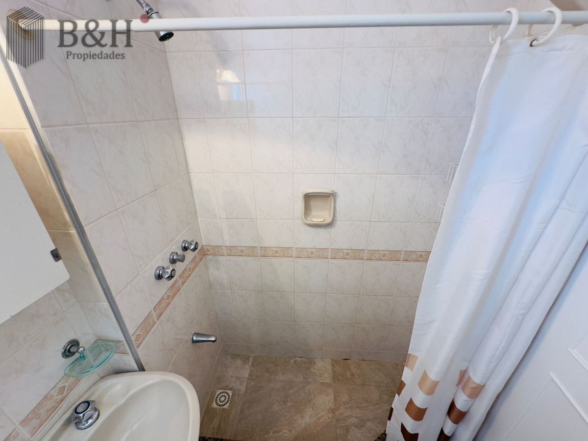 Apartamento ID.2939 - Apartamento en VENTA, 3 dormitorios, 2 baños, reciclado.
