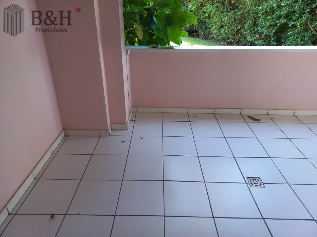 Apartamento ID.2760 -  Apartamento EN VENTA de 3 dormitorios en Punta del Este