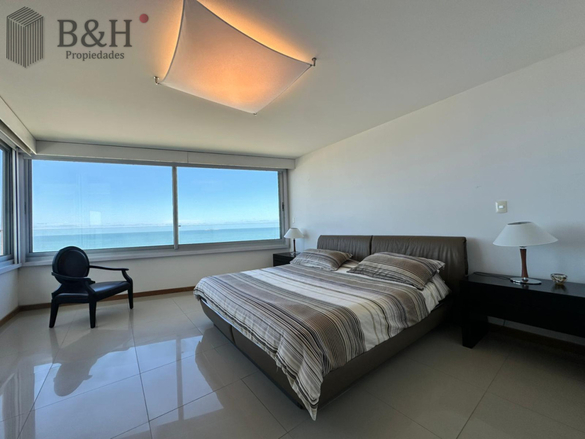 Apartamento ID.8061 - Apartamento de 3 dorm más dep en venta en Punta del Este