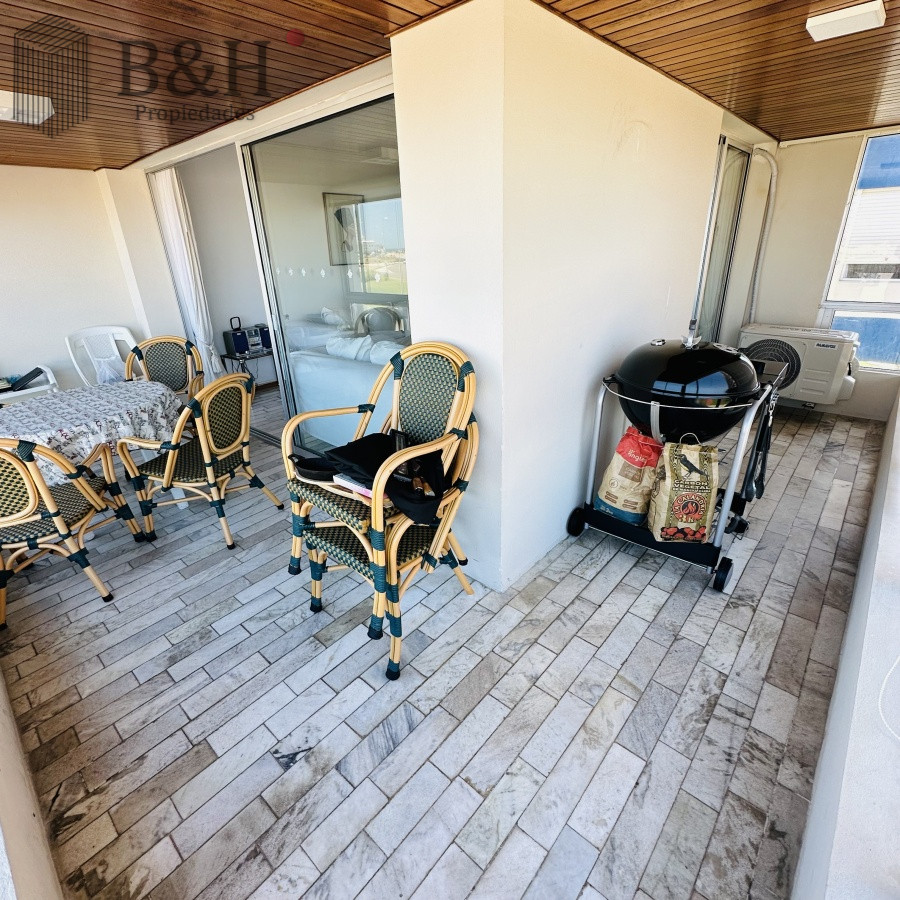 Apartamento ID.6369 -  Apartamento en venta, primera linea de la playa brava 