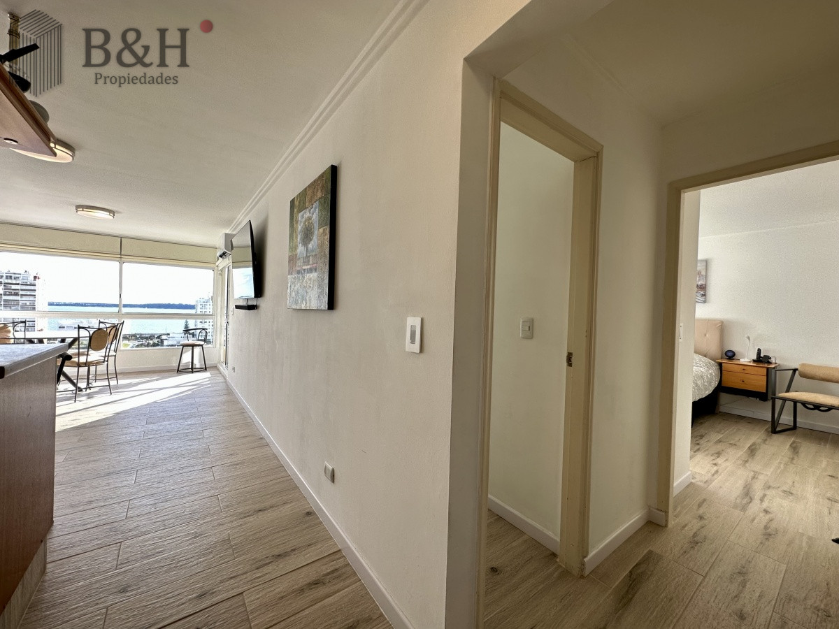 Apartamento ID.6370 -  Apartamento en venta  de dos dormitorios en Punta del Este