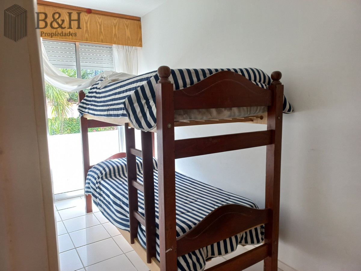 Apartamento ID.2760 -  Apartamento EN VENTA de 3 dormitorios en Punta del Este