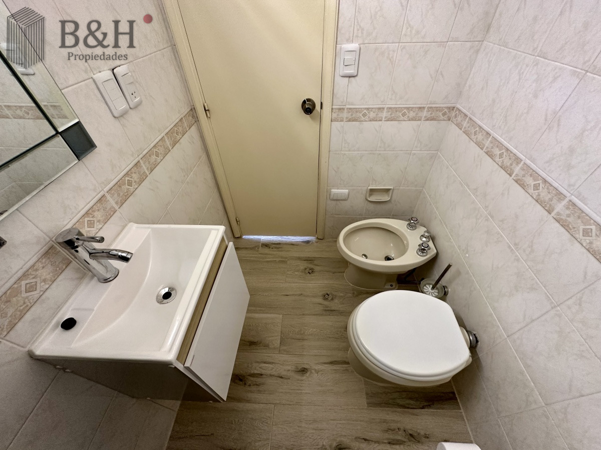 Apartamento ID.6370 -  Apartamento en venta  de dos dormitorios en Punta del Este