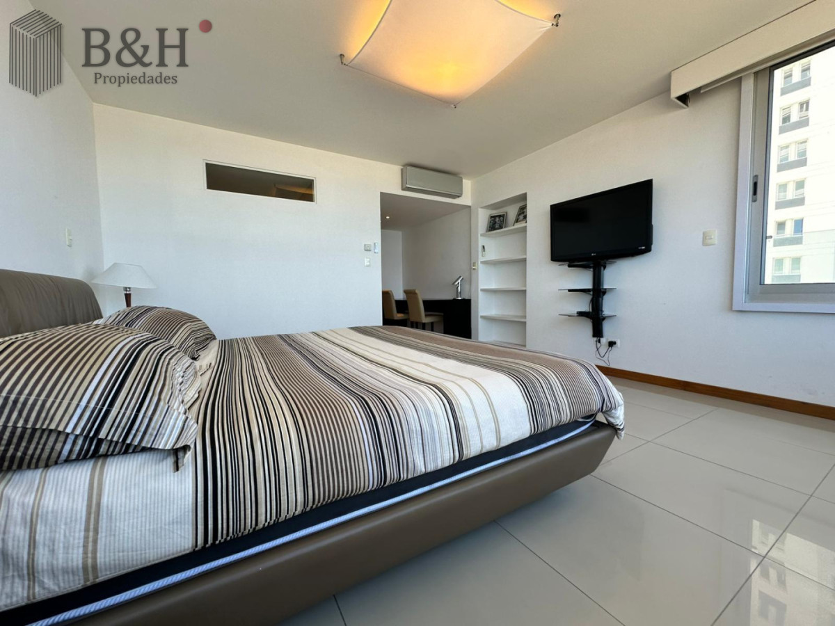 Apartamento ID.8061 - Apartamento de 3 dorm más dep en venta en Punta del Este