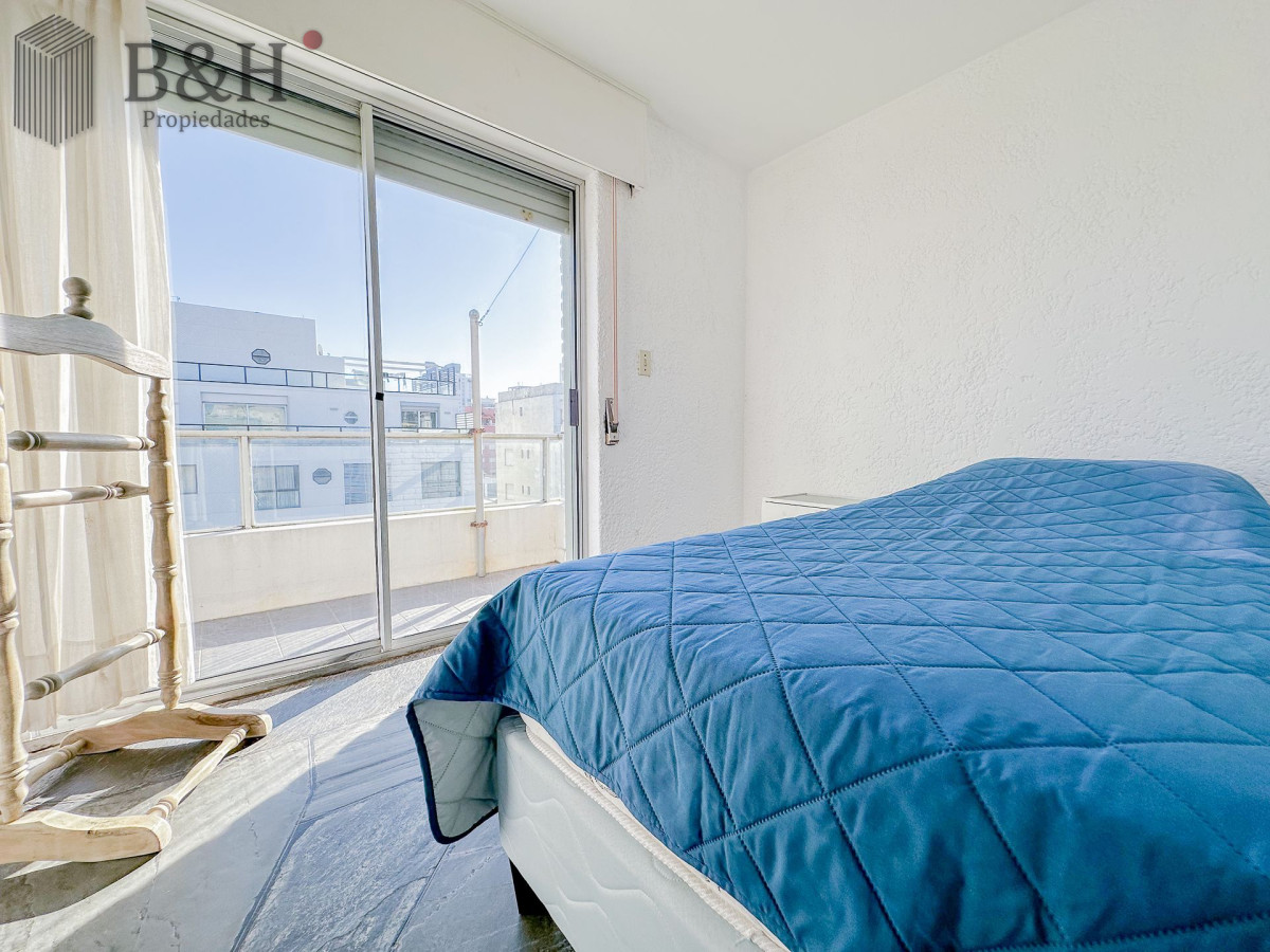 Apartamento ID.7189 - Penthouse en venta en Peninsula, 3 dormitorios, 3 baños, garaje