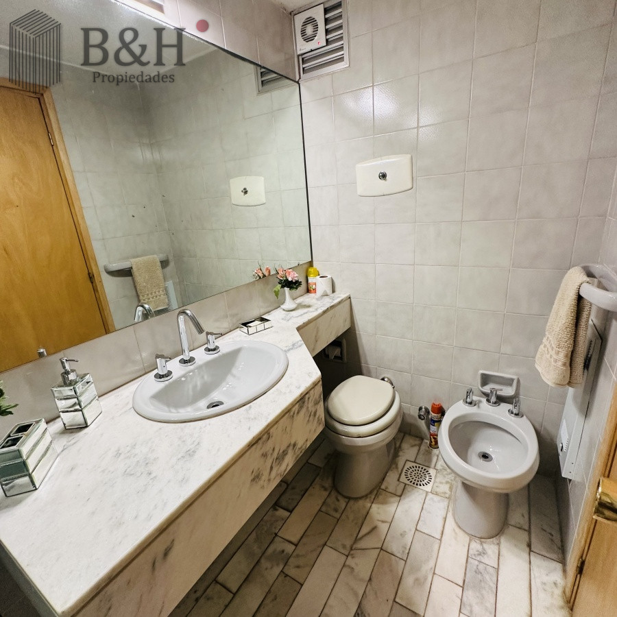 Apartamento ID.6369 -  Apartamento en venta, primera linea de la playa brava 