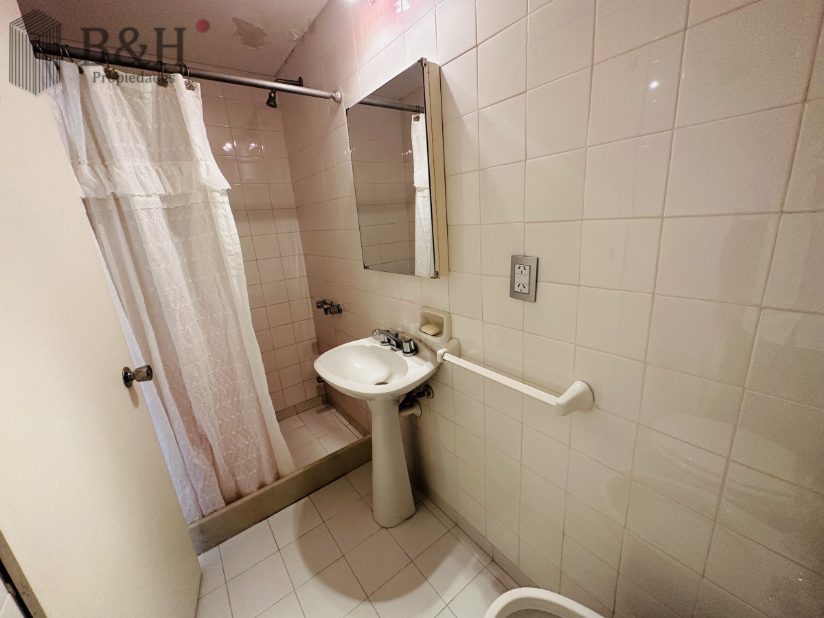 Apartamento ID.5163 - Apartamento de 3 dormitorios y dependencia de servicio en Punta del Este
