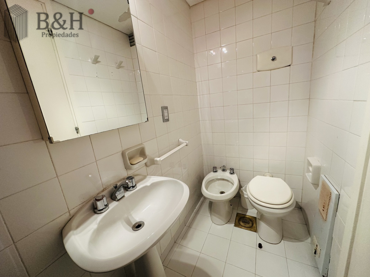 Apartamento ID.5163 - Apartamento de 3 dormitorios y dependencia de servicio en Punta del Este