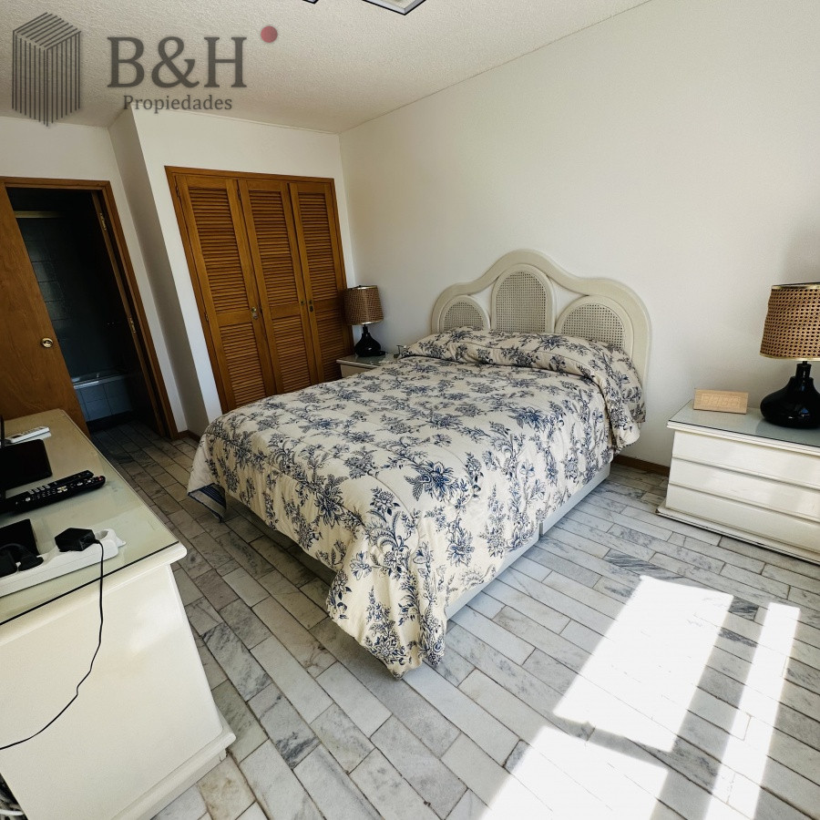 Apartamento ID.6369 -  Apartamento en venta, primera linea de la playa brava 