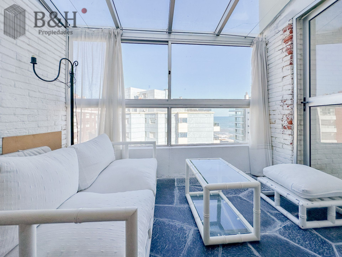 Apartamento ID.7189 - Penthouse en venta en Peninsula, 3 dormitorios, 3 baños, garaje