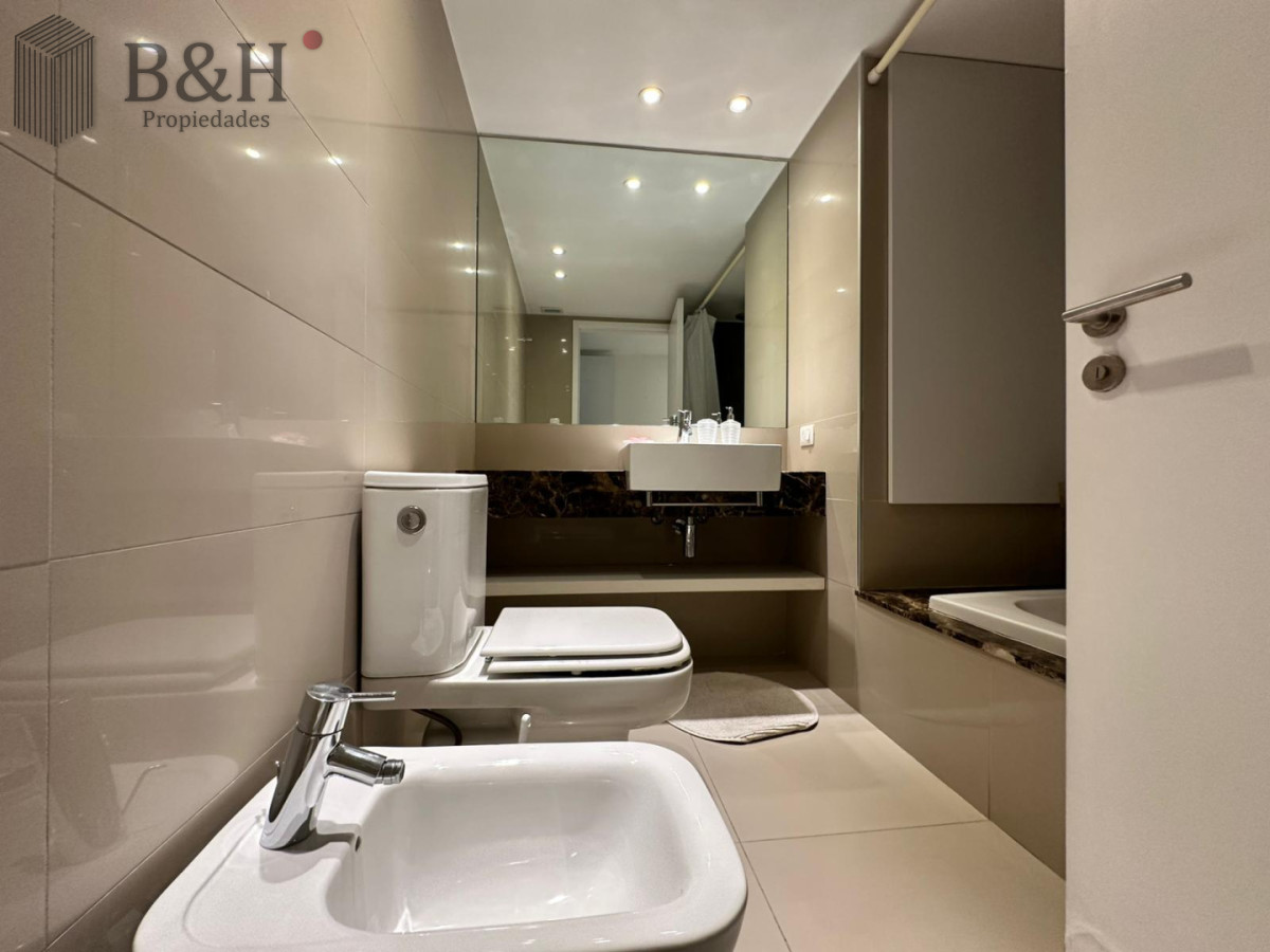 Apartamento ID.8061 - Apartamento de 3 dorm más dep en venta en Punta del Este