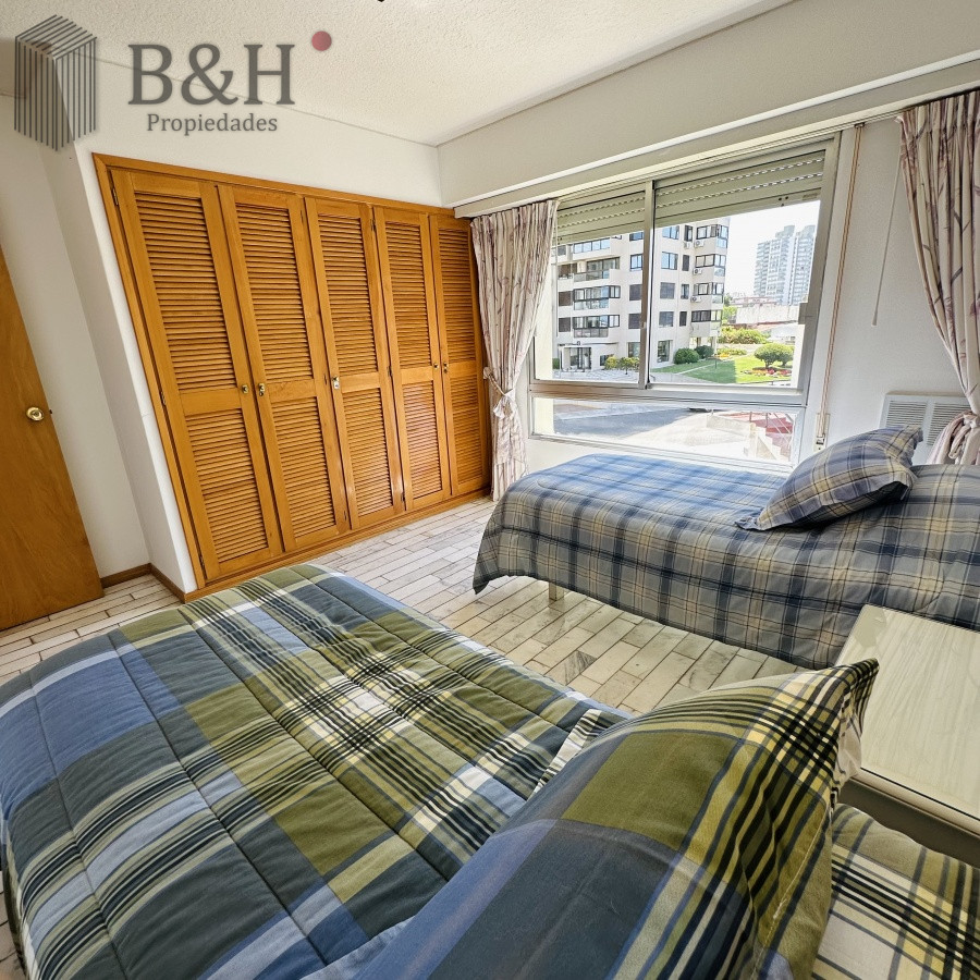 Apartamento ID.6369 -  Apartamento en venta, primera linea de la playa brava 