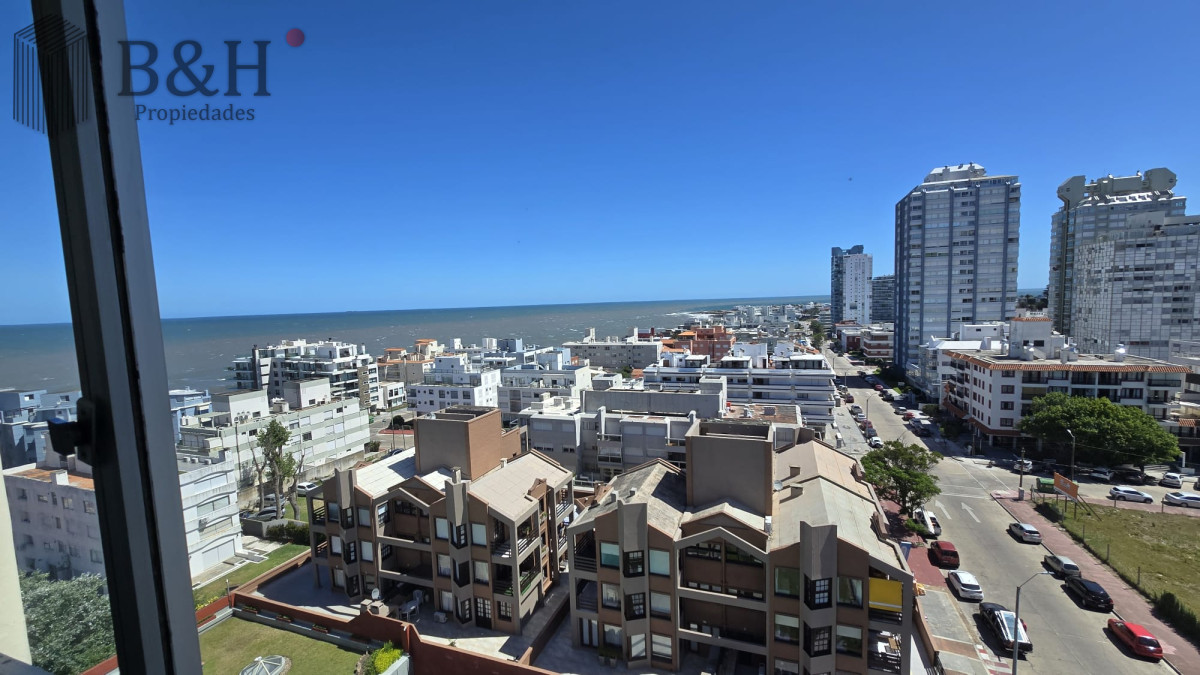 Apartamento ID.6448 - Apartamento en venta y alquilerde 3 dormitorios en Punta del Este