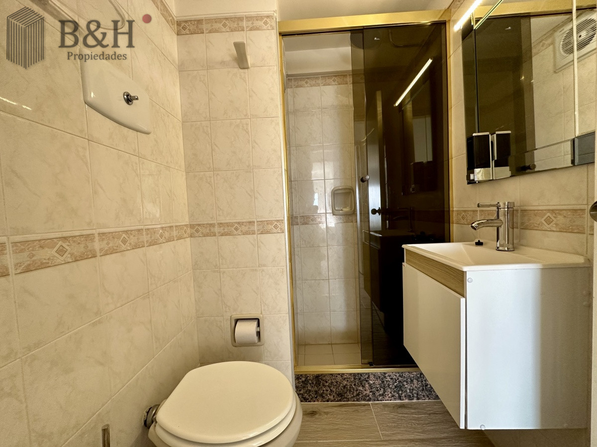 Apartamento ID.6370 -  Apartamento en venta  de dos dormitorios en Punta del Este