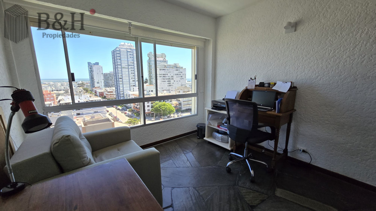 Apartamento ID.6448 - Apartamento en venta y alquilerde 3 dormitorios en Punta del Este