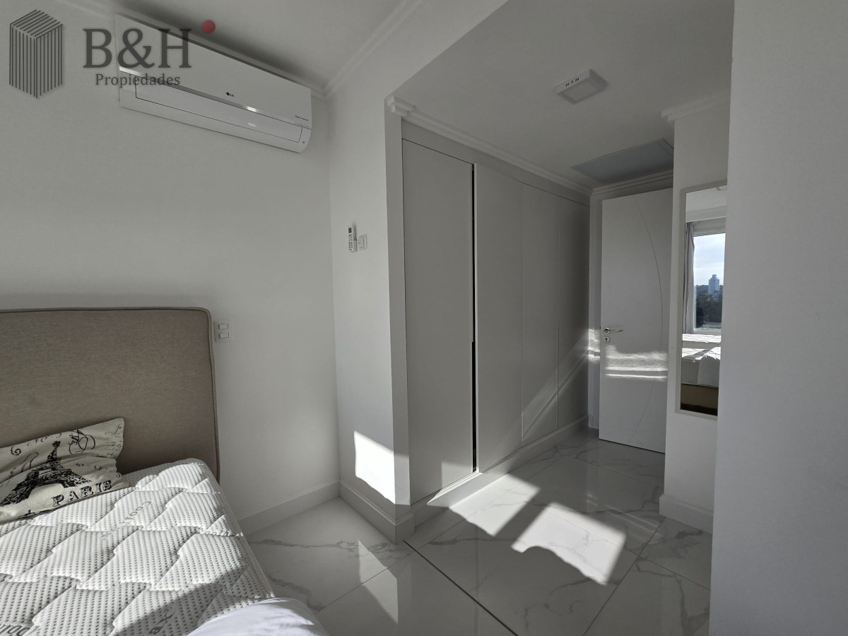 Apartamento ID.8062 - Apartamento en venta y alquiler de 3 dormitorios en Playa Mansa