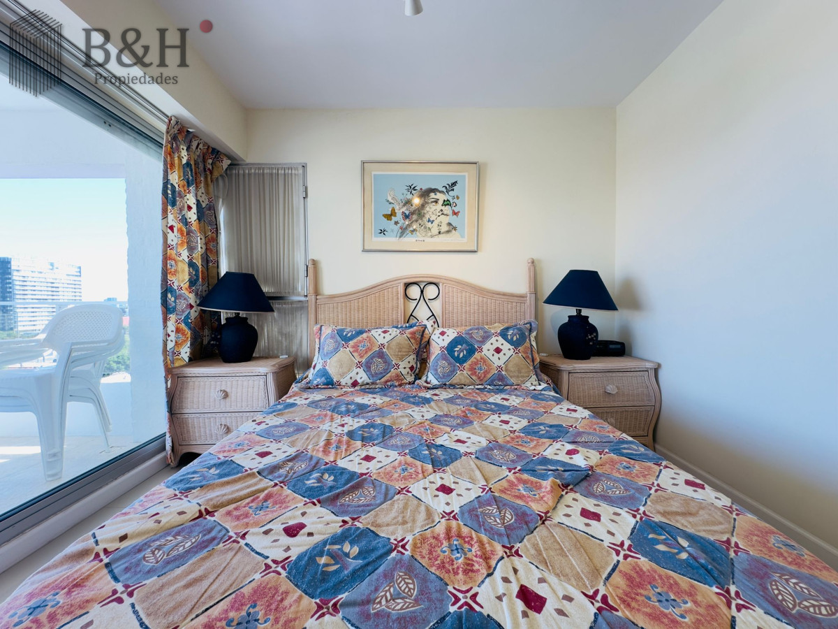 Apartamento ID.2939 - Apartamento en VENTA, 3 dormitorios, 2 baños, reciclado.