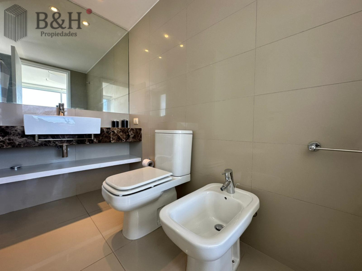 Apartamento ID.8061 - Apartamento de 3 dorm más dep en venta en Punta del Este
