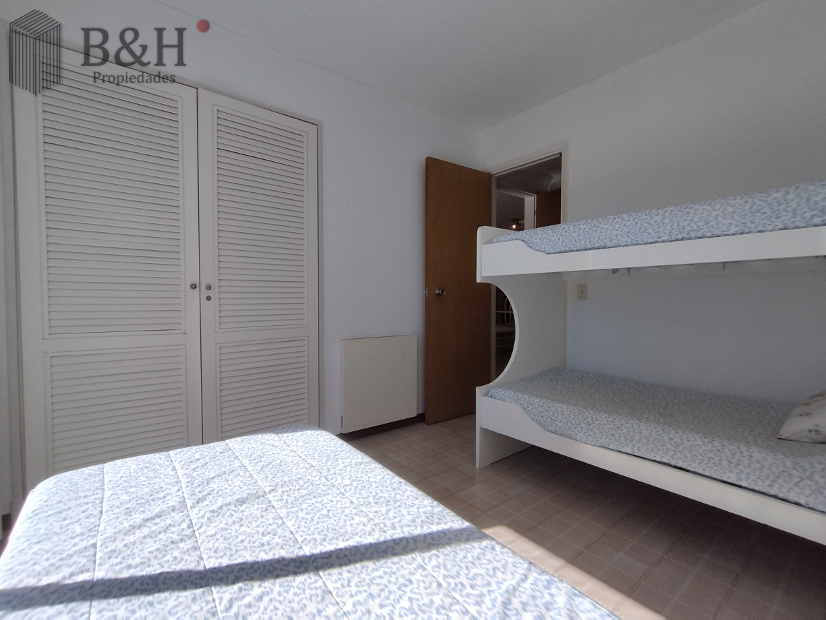 Apartamento ID.5815 -  Alquiler y venta de apartamento de dos dormitorios en Punta del Este