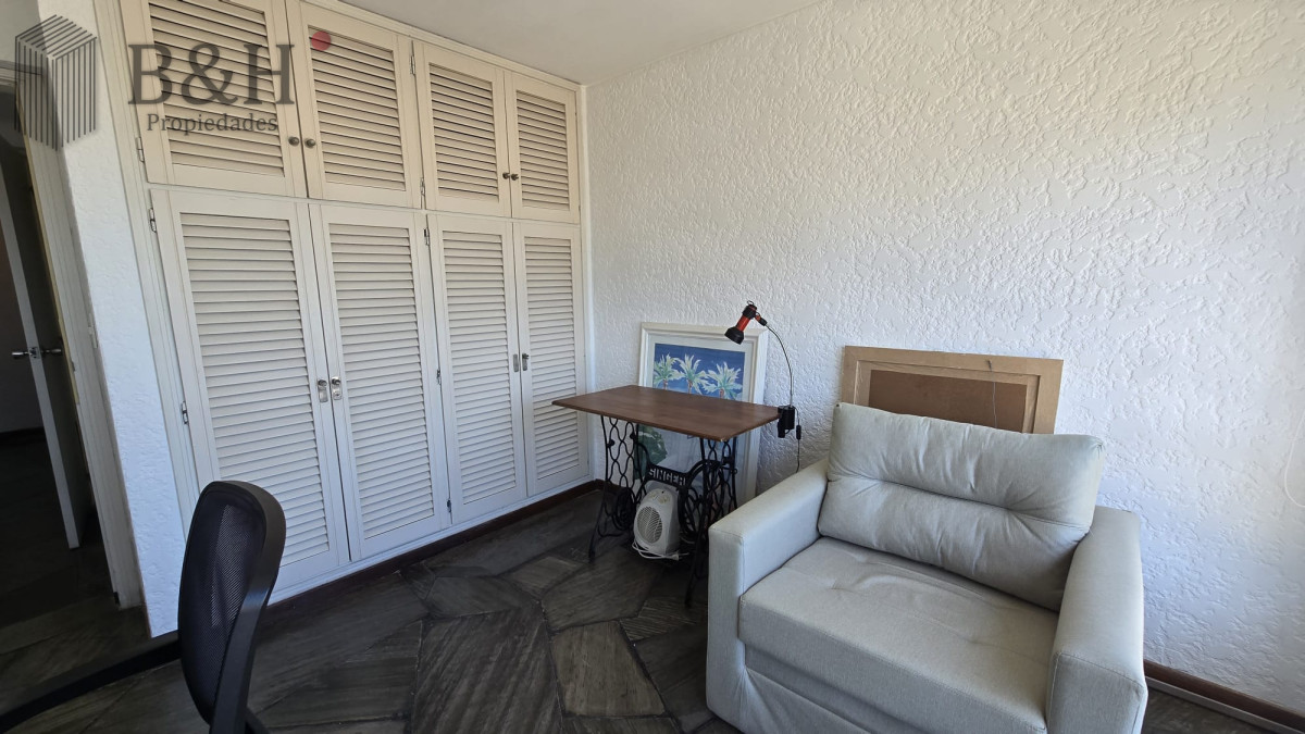 Apartamento ID.6448 - Apartamento en venta y alquilerde 3 dormitorios en Punta del Este