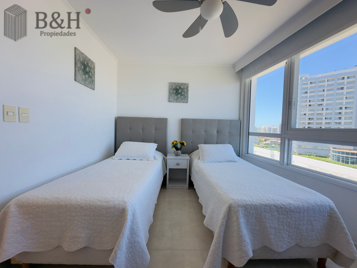 Apartamento ID.8060 - Apto en venta, excelente vista a la playa mansa, isla gorriti.