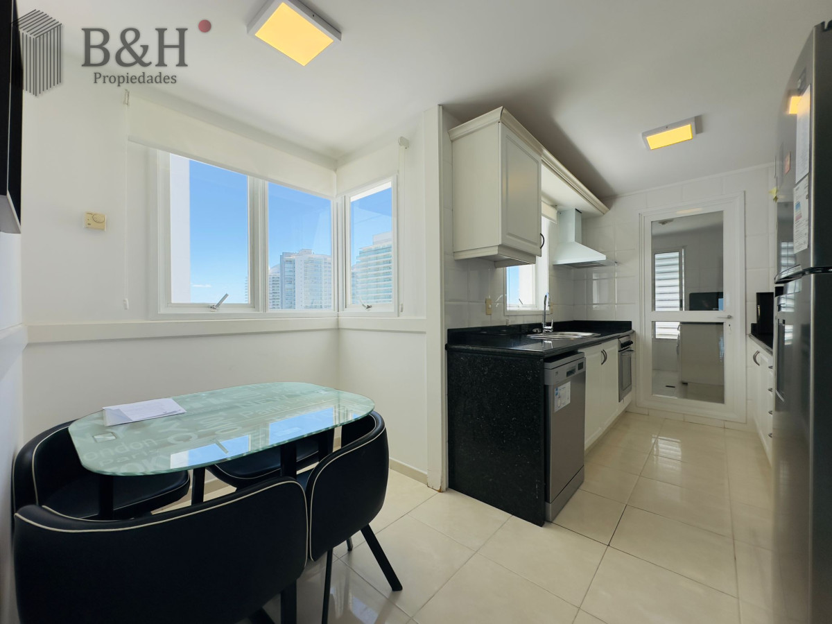 Apartamento ID.8060 - Apto en venta, excelente vista a la playa mansa, isla gorriti.