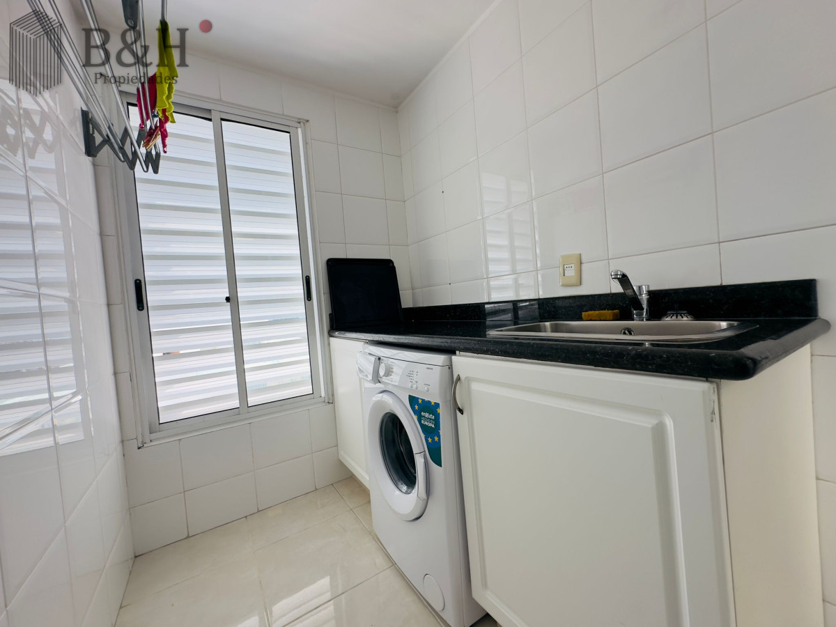 Apartamento ID.8060 - Apto en venta, excelente vista a la playa mansa, isla gorriti.