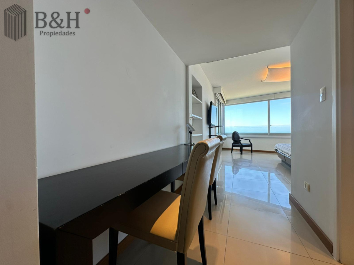 Apartamento ID.8061 - Apartamento de 3 dorm más dep en venta en Punta del Este