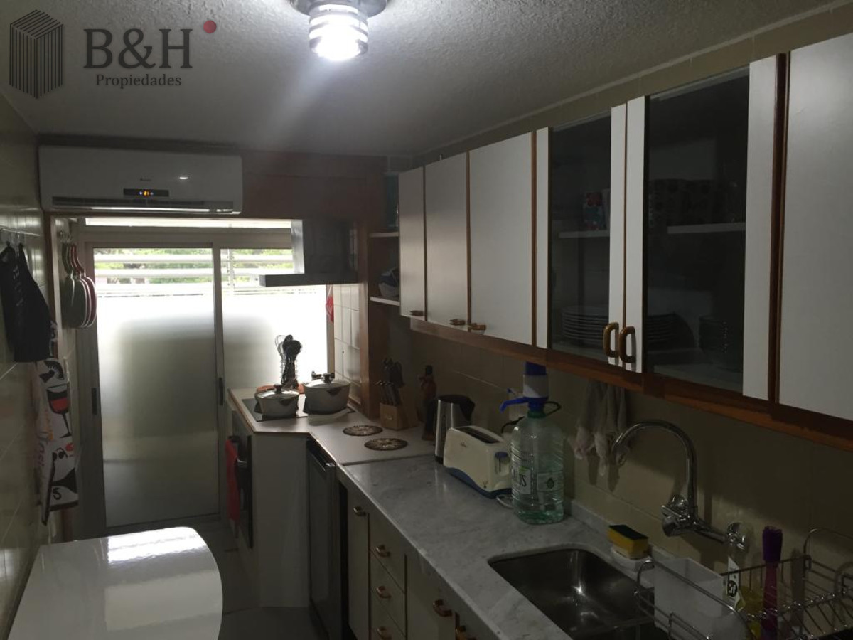 Apartamento ID.6367 - Apartamento de 3 dormitorios en venta en Playa mansa