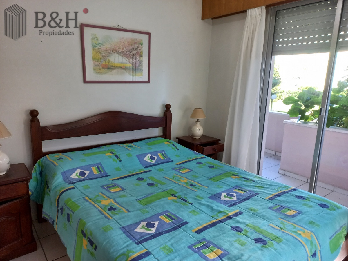 Apartamento ID.2760 -  Apartamento EN VENTA de 3 dormitorios en Punta del Este