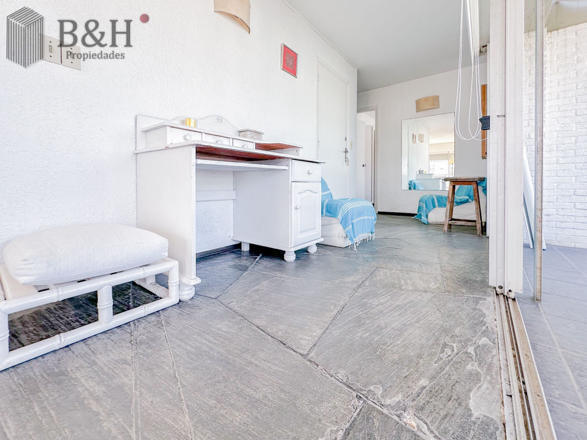 Apartamento ID.7189 - Penthouse en venta en Peninsula, 3 dormitorios, 3 baños, garaje