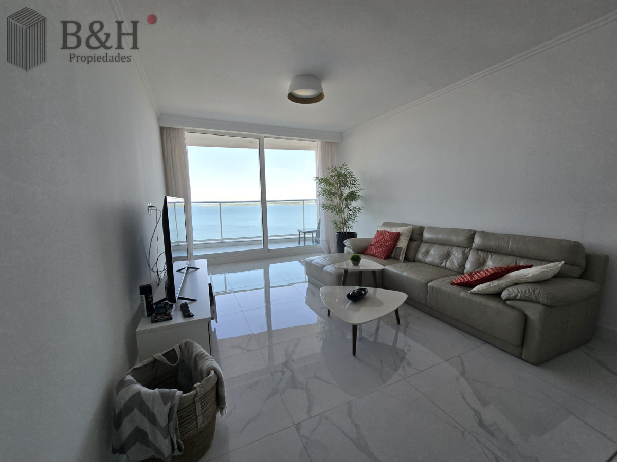 Apartamento ID.8062 - Apartamento en venta y alquiler de 3 dormitorios en Playa Mansa