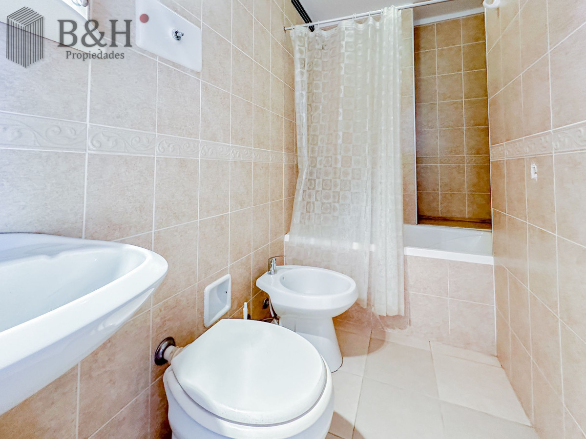 Apartamento ID.7189 - Penthouse en venta en Peninsula, 3 dormitorios, 3 baños, garaje