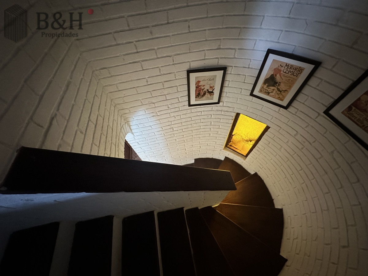 Casa ID.3655 - Casa de 7 dormitorios en venta en Punta del Este